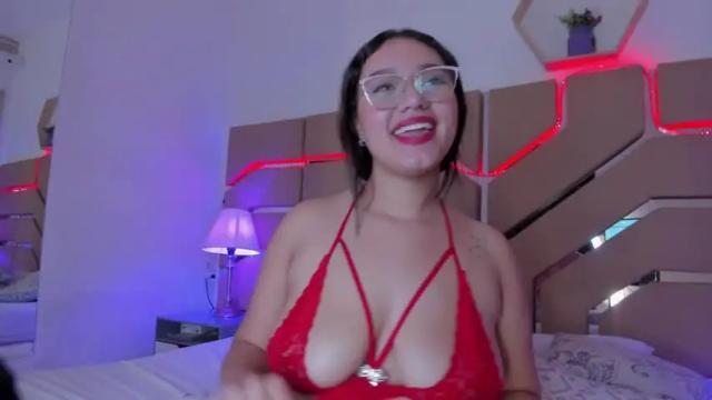 Image 8 of stefany_arias Stream on Chaturbate on 13 months ago