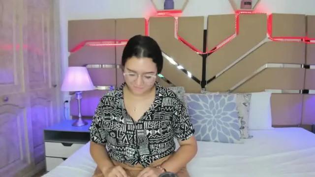 Thumbnail 1, stefany_arias's Stream at Chaturbate, 13 months ago