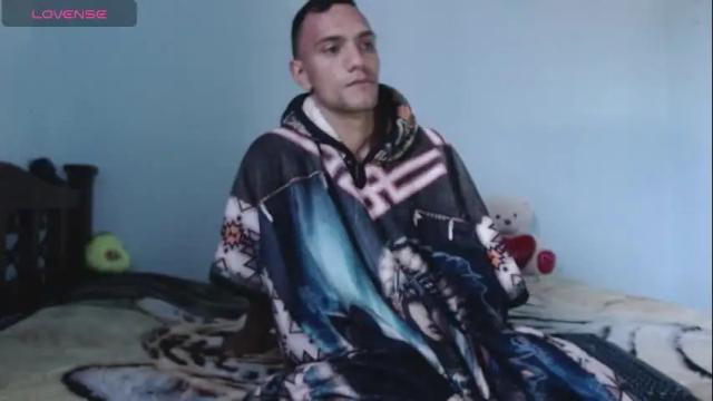 Image 7 of stefany_pablo1 Stream on Chaturbate on 8 days ago