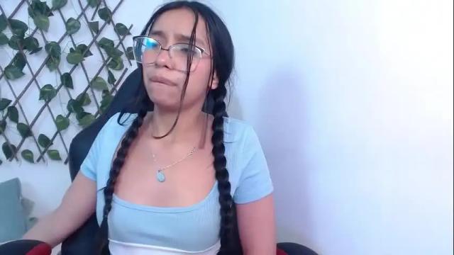 Image 3 of stefanygp Stream on Chaturbate on 2 months ago