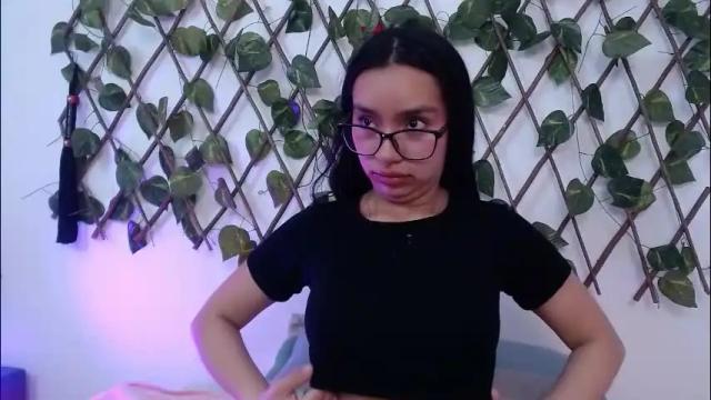 Image 8 of stefanygp Stream on Chaturbate on 2 months ago