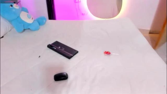 Image 4 of steffany_lopez_ Stream on Chaturbate on 2 months ago