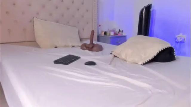 Image 10 of steffany_lopez_ Stream on Chaturbate on 18 days ago