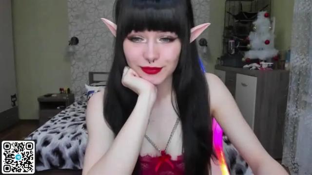Image 2 of steffi_rue Stream on Chaturbate on 15 months ago