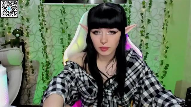 Image 4 of steffi_rue Stream on Chaturbate on 13 months ago