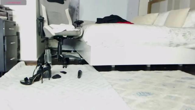Image 11 of stefi_alizon Stream on Chaturbate on 13 months ago