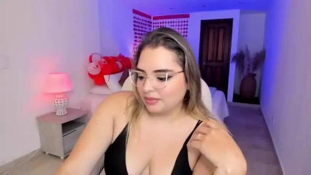 Image 8 of stefi_harris Stream on Chaturbate on 21 months ago