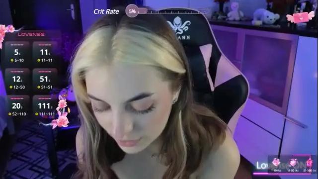 Image 7 of steficutie Stream on Chaturbate on 12 days ago