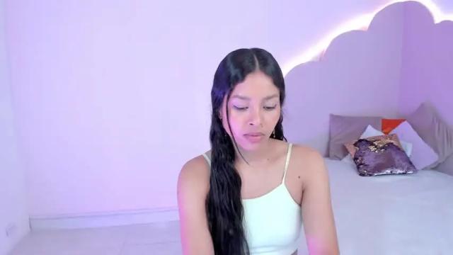 Image 2 of stefiechristen2 Stream on Chaturbate on 16 months ago