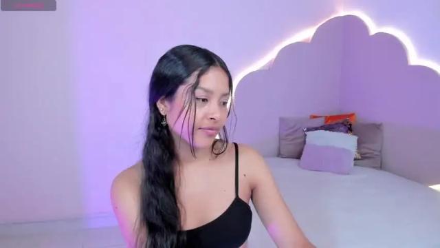 Image 3 of stefiechristen2 Stream on Chaturbate on 16 months ago