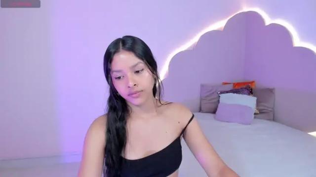 Image 4 of stefiechristen2 Stream on Chaturbate on 16 months ago
