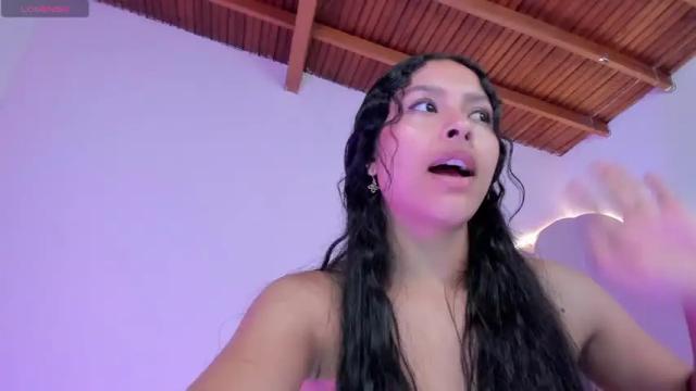 Image 12 of stefiechristen2 Stream on Chaturbate on 16 months ago