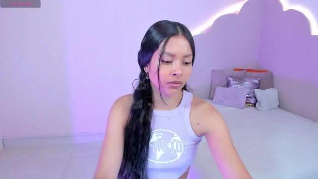 Image 11 of stefiechristen2 Stream on Chaturbate on 16 months ago
