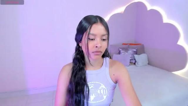 Image 3 of stefiechristen2 Stream on Chaturbate on 16 months ago