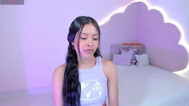 Image 4 of stefiechristen2 Stream on Chaturbate on 16 months ago