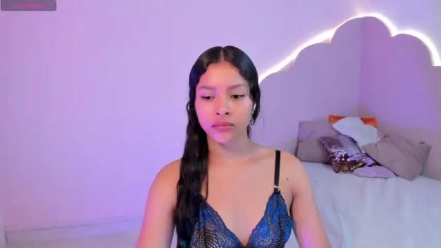 Image 4 of stefiechristen2 Stream on Chaturbate on 15 months ago