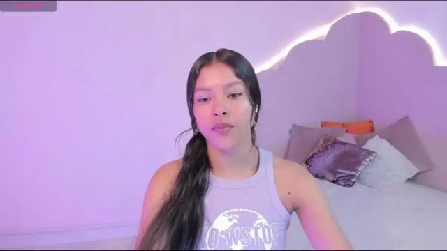 Image 7 of stefiechristen2 Stream on Chaturbate on 15 months ago