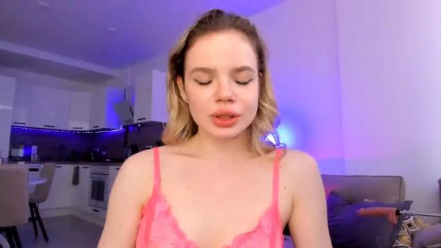 Image 11 of stella_vans Stream on Chaturbate on 13 months ago