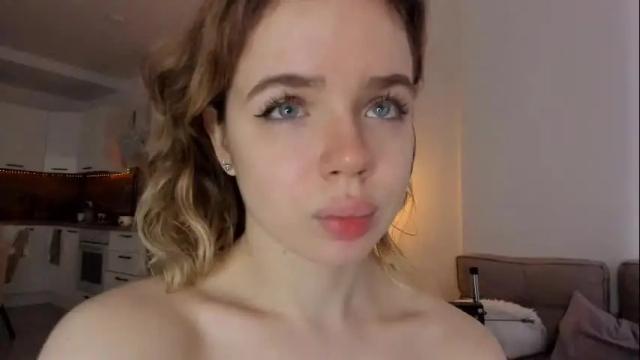 Image 3 of stella_vans Stream on Chaturbate on 12 days ago