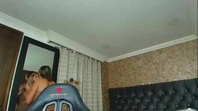 Image 8 of stella_xue Stream on Chaturbate on 2 months ago