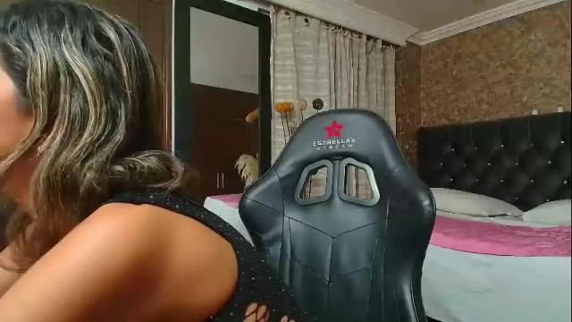 Image 10 of stella_xue Stream on Chaturbate on 1 month ago