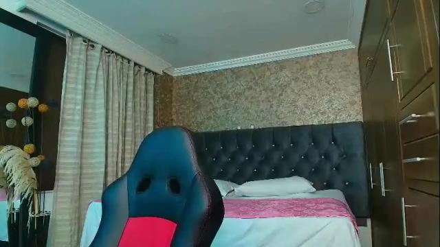 Image 4 of stella_xue Stream on Chaturbate on 1 month ago