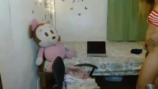 Image 3 of stellafire350278 Stream on Chaturbate on 15 months ago
