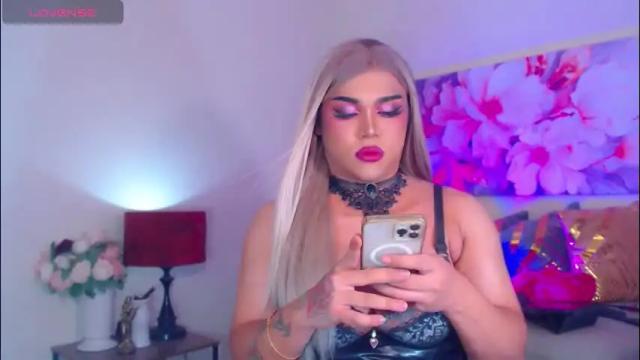 Image 11 of stellagrayts Stream on Chaturbate on 28 days ago