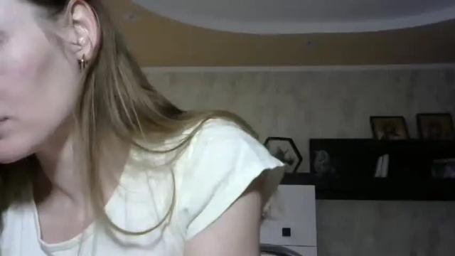 Image 2 of stellainheart Stream on Chaturbate on 15 months ago