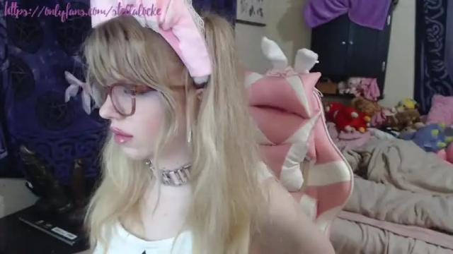 Image 2 of stellalocke Stream on Chaturbate on 18 months ago
