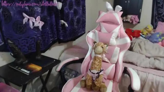 Image 6 of stellalocke Stream on Chaturbate on 18 months ago