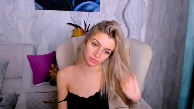 Image 11 of stellamoorre Stream on Chaturbate on 1 month ago