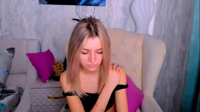 Image 11 of stellamoorre Stream on Chaturbate on 1 month ago