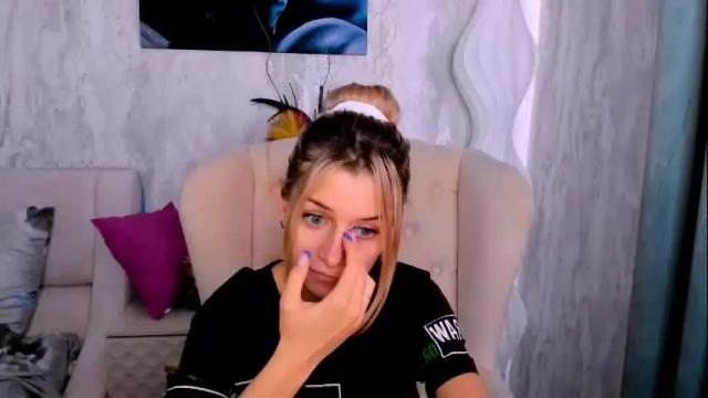 Image 2 of stellamoorre Stream on Chaturbate on 22 days ago