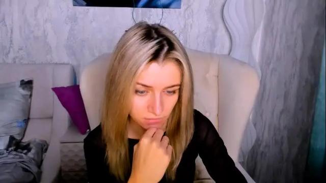 Image 11 of stellamoorre Stream on Chaturbate on 21 days ago