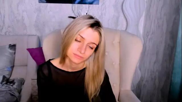 Image 8 of stellamoorre Stream on Chaturbate on 21 days ago