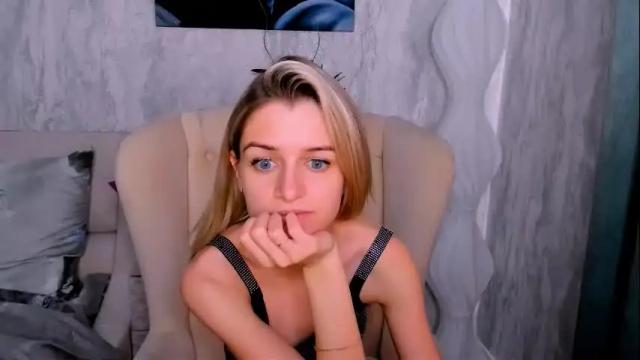 Image 8 of stellamoorre Stream on Chaturbate on 12 days ago
