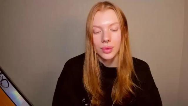 Image 3 of stellaswen Stream on Chaturbate on 15 months ago