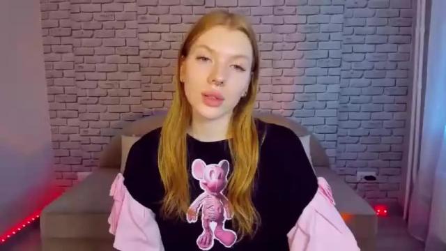 Image 2 of stellaswen Stream on Chaturbate on 13 months ago