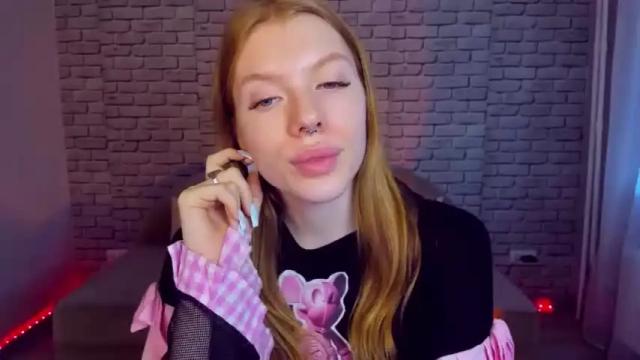 Image 4 of stellaswen Stream on Chaturbate on 13 months ago