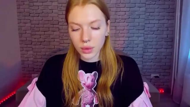 Image 6 of stellaswen Stream on Chaturbate on 13 months ago