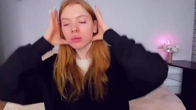 Image 2 of stellaswen Stream on Chaturbate on 13 months ago