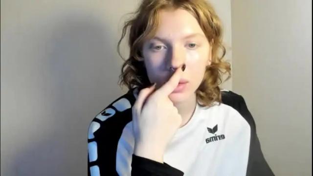 Image 3 of stellaswen Stream on Chaturbate on 2 months ago