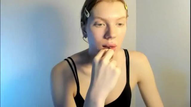 Image 3 of stellaswen Stream on Chaturbate on 2 months ago