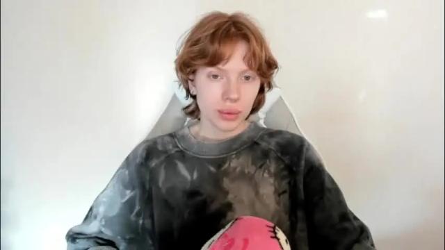 Image 3 of stellaswen Stream on Chaturbate on 16 days ago