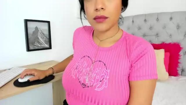 Image 2 of stelle_ Stream on Chaturbate on 15 months ago