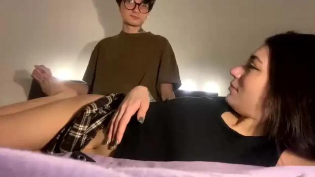 Image 7 of step__siblings Stream on Chaturbate on 15 months ago