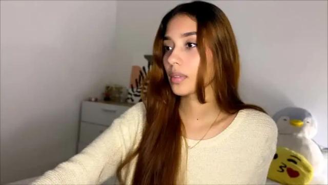 Image 2 of steph_y1030 Stream on Chaturbate on 15 months ago