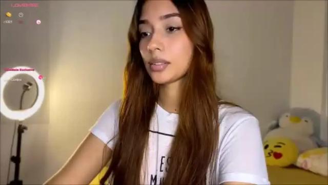 Image 3 of steph_y1030 Stream on Chaturbate on 14 months ago
