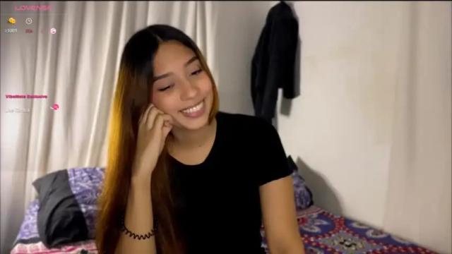 Image 2 of steph_y1030 Stream on Chaturbate on 13 months ago